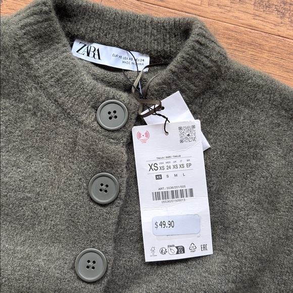 NWT ZARA CROP CARDIGAN XS - Picture 2 of 3